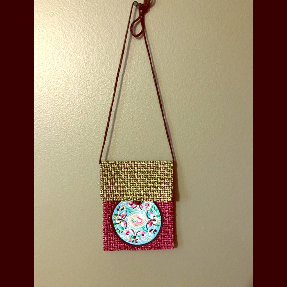 BRAND NEW Embroidered Ladies small crossbody bag